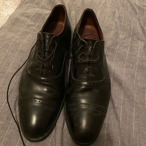 Men’s Allen Edmonds black dress shoes